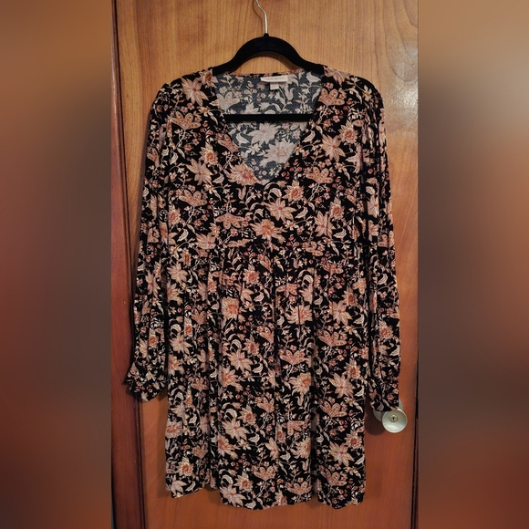 Knox Rose Dresses & Skirts - Knox Rose Floral Babydoll Dress – Long Sleeve Boho Style 🌸🖤